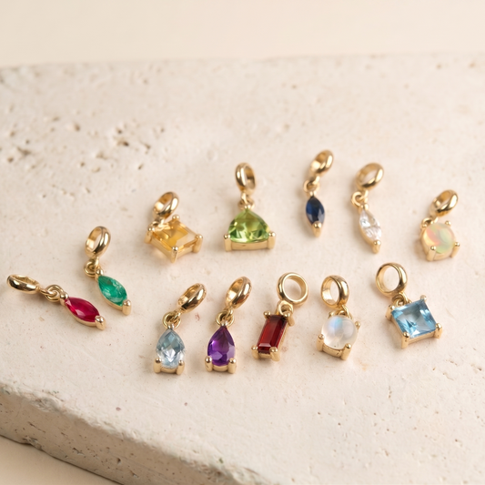 Ay Taşı Cabochon Charm – Haziran Doğum Taşı – 14 Ayar Altın